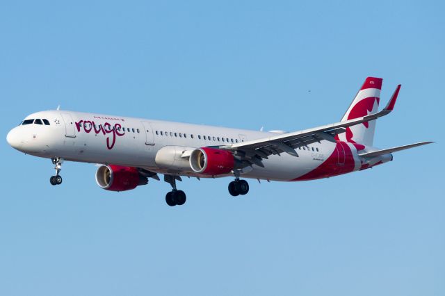 Airbus A321 (C-FJQD) - December 2018