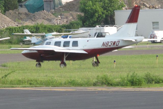 Piper Aerostar (N83WD) - Take off runway 26