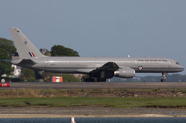 Boeing 757-200 (ANZ7571)