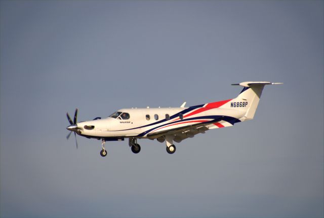 Pilatus PC-12 (N6868P)