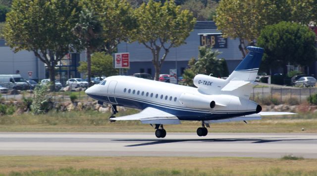 Dassault Falcon 900 (G-TAGK)