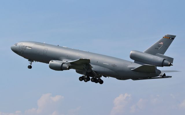 84-0192 — - mcguire kc-10a 84-0192 dep shannon 8/6/16.