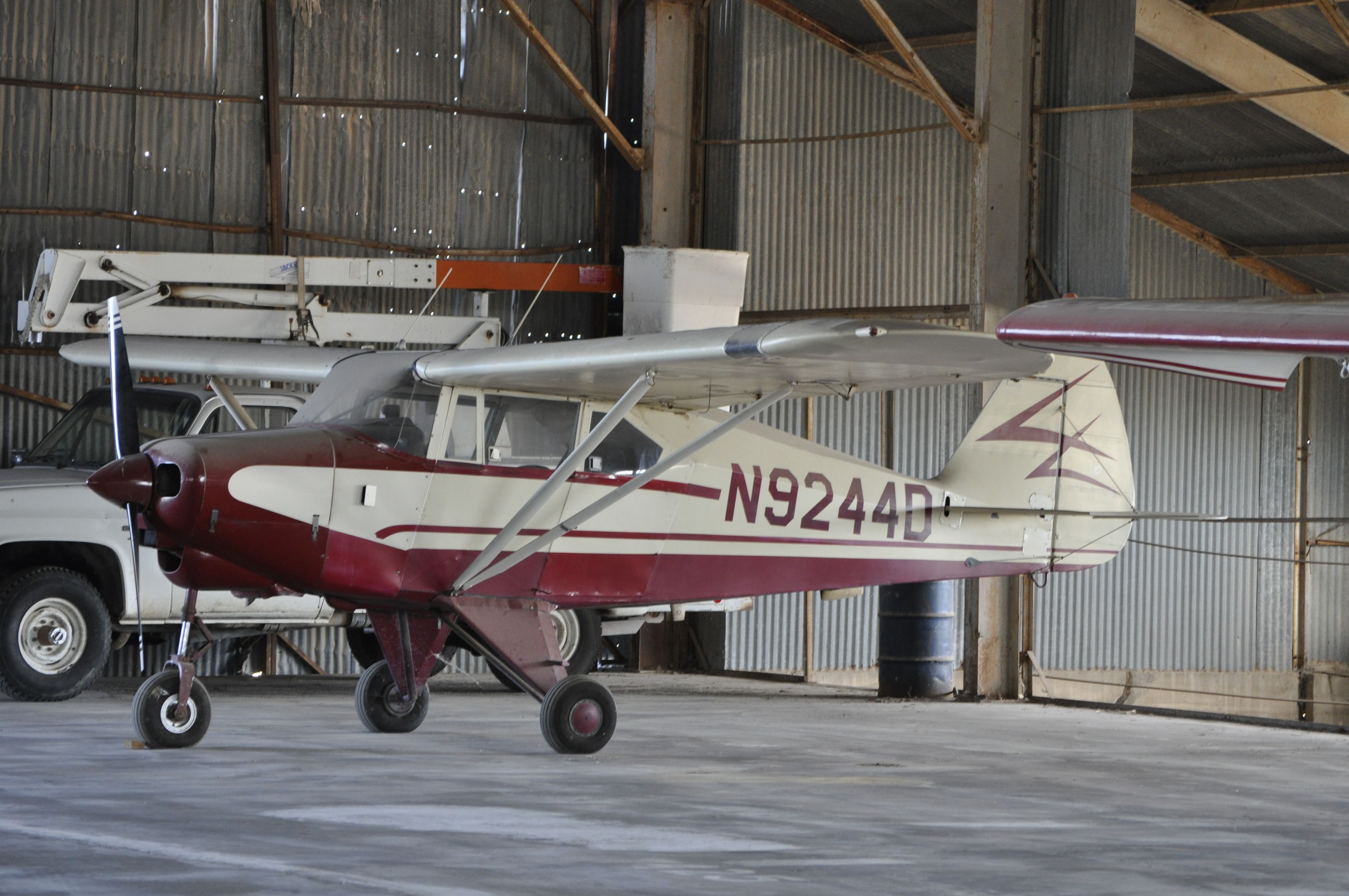 Piper PA-22 Tri-Pacer (N9244D)