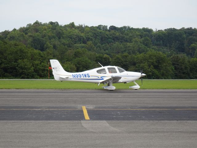 Cirrus SR-22 (N991WS)