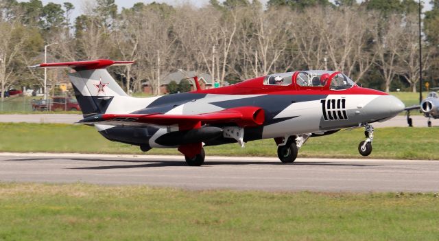 Aero L-29 Delfin (N129BS) - Red Star Aero's 1967 model Aero Vodochody L-29 Delfin arriving durig the 2023 Classic Jet Aircraft Association Jet Blast at H. L. Sonny Callahan Airport, Fairhope, AL - March 4, 2023.