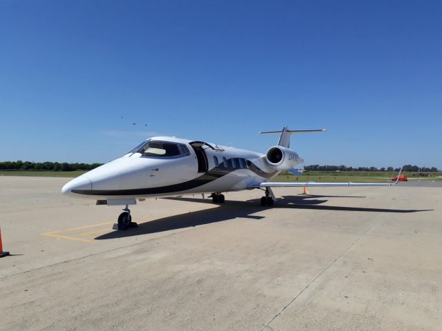 Learjet 60 (LV-FVZ)