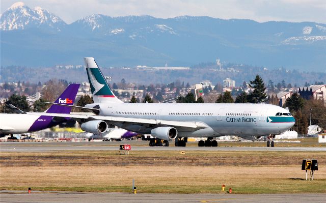 Airbus A340-300 (GHXG)