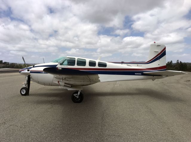 Beechcraft Twin Bonanza (N360KR)