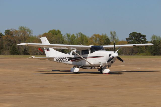 Cessna 206 Stationair (N989DE) - Aerial surveillance