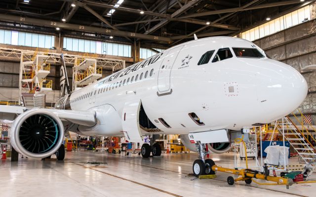 Airbus A320 (ZK-NHB) - back when NHB got delivered 