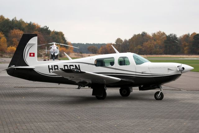 Mooney M-20 Turbo (HB-DGN)