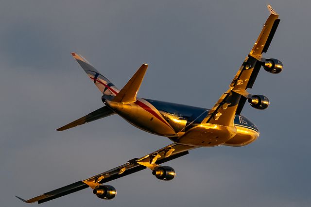 Boeing 747-400 (G-CLBA) - Southbound