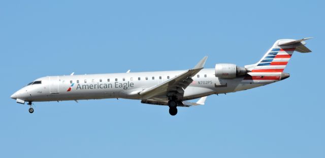 Canadair Regional Jet CRJ-700 (N702PS) - American Eagle ready to touch down, March 2020.