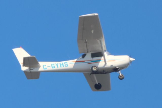 Cessna 152 (C-GYHS) - C-GYHS Cessna 152 Centre Pluridisciplinaire d'Aviation  du Quebec Survolant la ville de Lavaltrie QC. le 24-03-2024 à 14:46