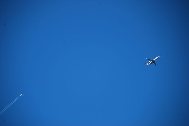 Canadair Regional Jet CRJ-200 — - Spirit A320 overhead.