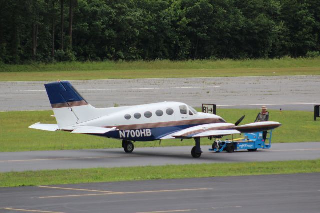 Cessna Chancellor (N700HB) - Taxiing br /Owned By: Lucky7 Air LLC