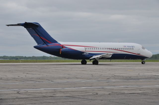 Douglas DC-9-10 (N196US)