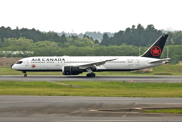 Boeing 787-9 Dreamliner (C-FVND)