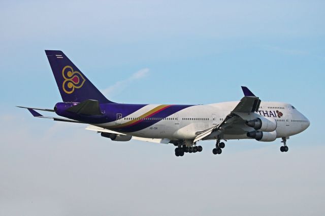 Airbus A330-300 (HS-TGK)