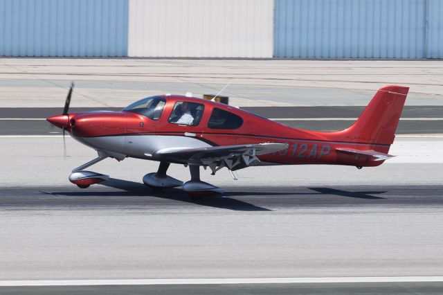 Cirrus SR-20 (N312AP)