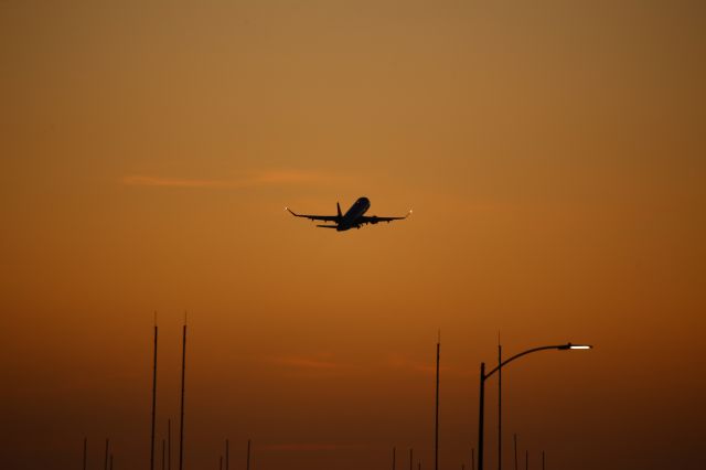 Embraer 175 —
