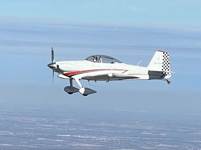 Vans RV-4 (N221BA)