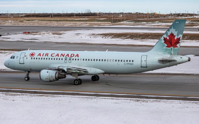 Airbus A320 (C-FPWD)