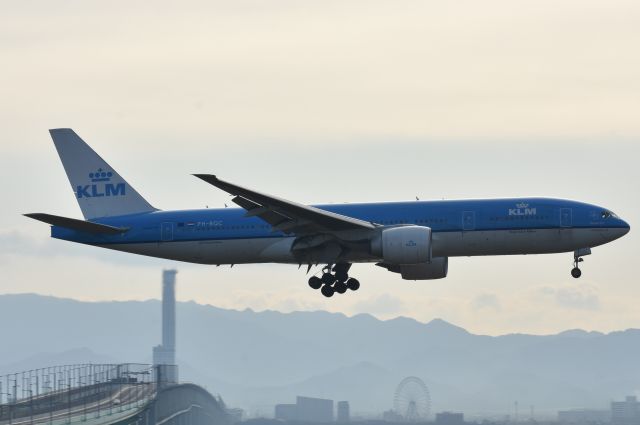 Boeing 777-200 (PH-BQC)