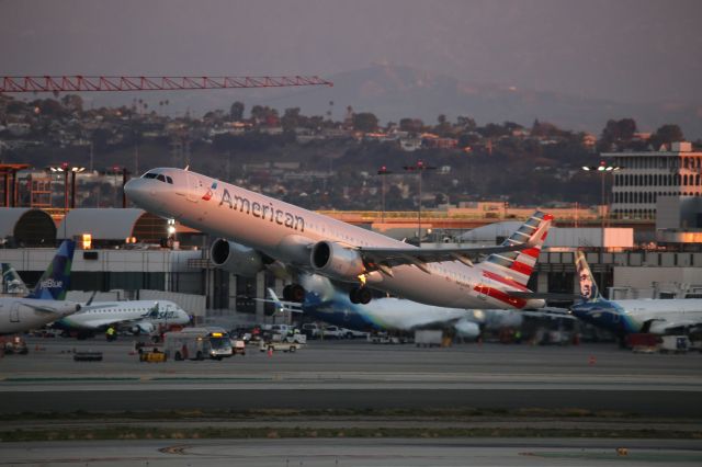 Airbus A321neo (N400AN)