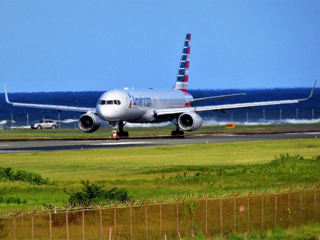 Boeing 757-200 (N186AN)