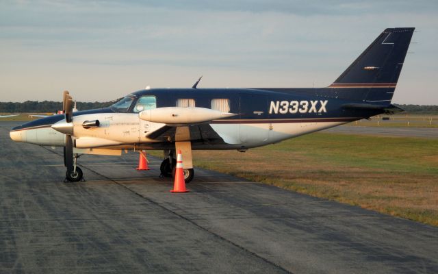 Piper Cheyenne (N333XX)