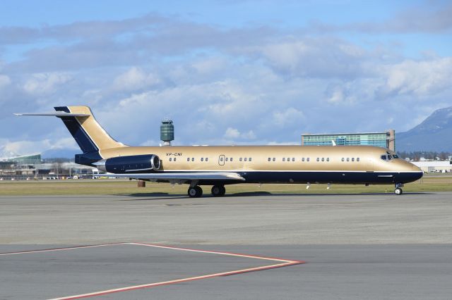 McDonnell Douglas MD-80 (VP-CNI)