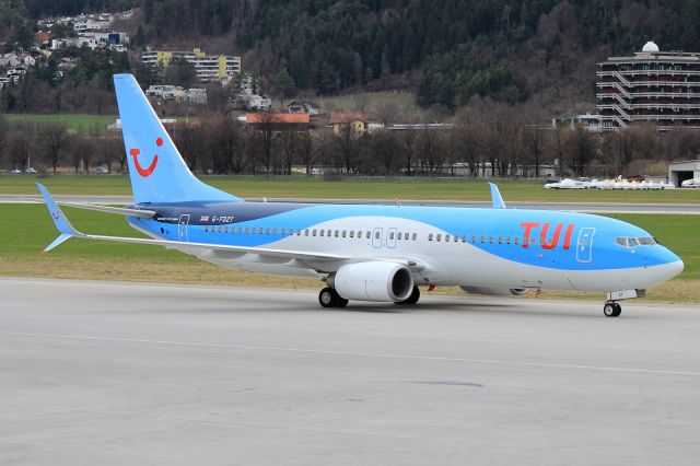 Boeing 737-800 (G-FDZT)