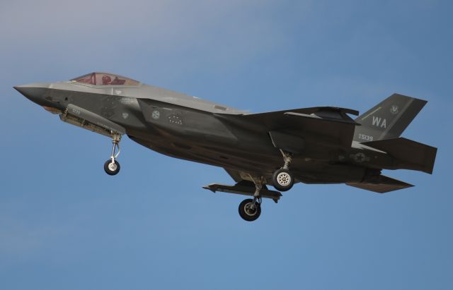 Lockheed F-35C (15-5139)