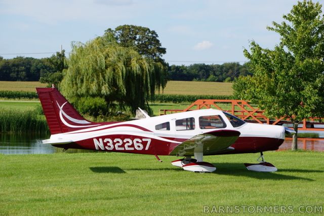 Piper Cherokee (N32267)