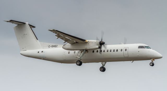 de Havilland Dash 8-300 (C-GHQZ)