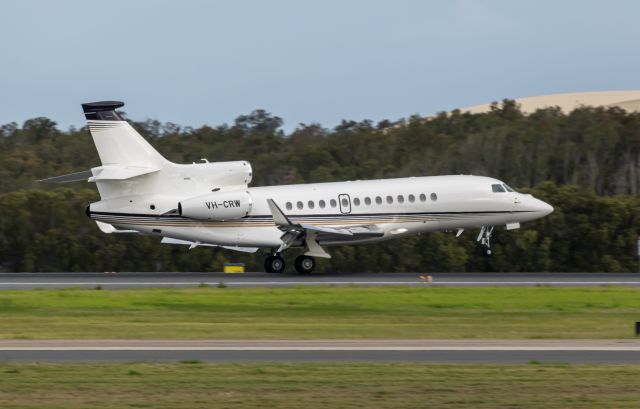 Dassault Falcon 7X (VH-CRW) - Landing runway runway 19L.