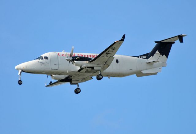 Beechcraft 1900 (C-FCMP)