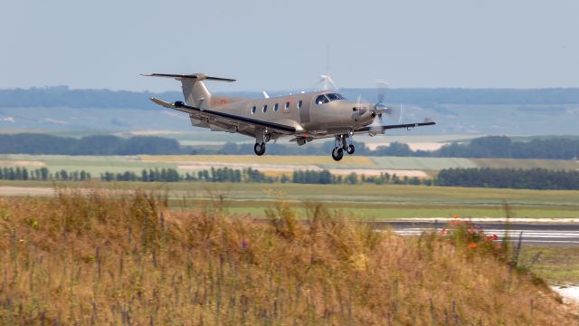 Pilatus PC-12 (LX-JFV)