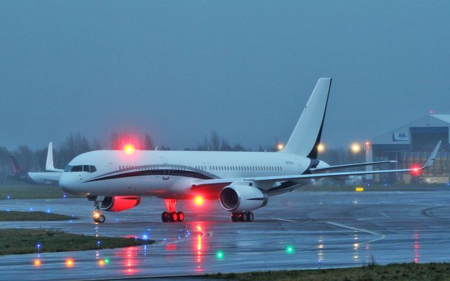 Boeing 757-200 (N757AG) - validus aviation b757-256wl n757ag arriving in shannon 13/12/18.