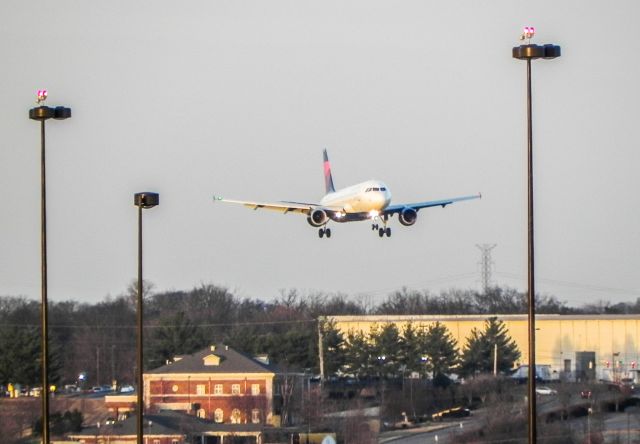 Airbus A320 (N374NW) - 1-20-14