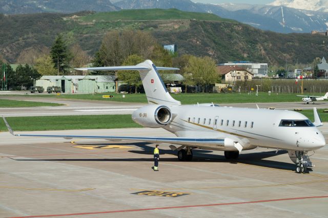 Bombardier Global 5000 (HB-JRR)