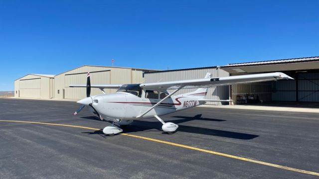Cessna Skylane (N617TW)