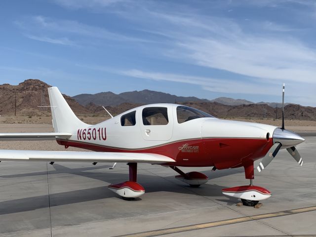 Cessna 350 (N6401U)