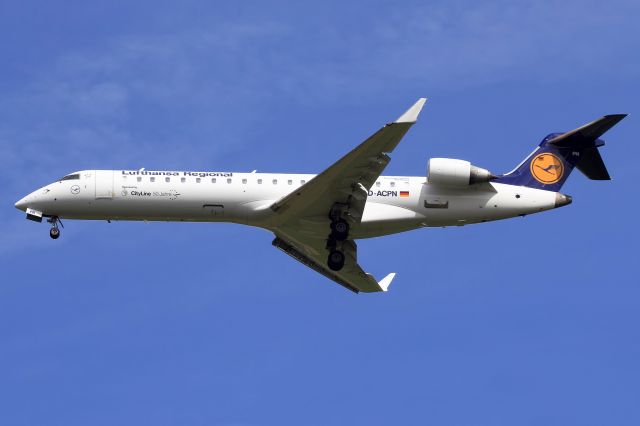 Canadair Regional Jet CRJ-700 (D-ACPN)