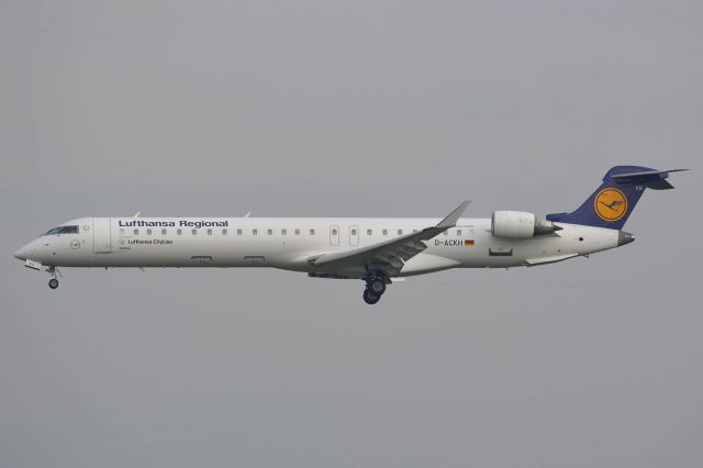 Canadair Regional Jet CRJ-900 (D-ACKH)