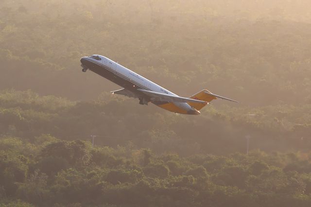 Douglas DC-9-10 (XA-URM) - This is a rocket