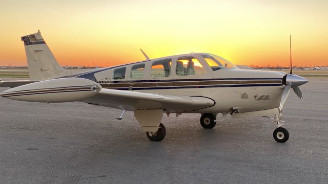 Beechcraft Bonanza (36) Turbo (N3817M)