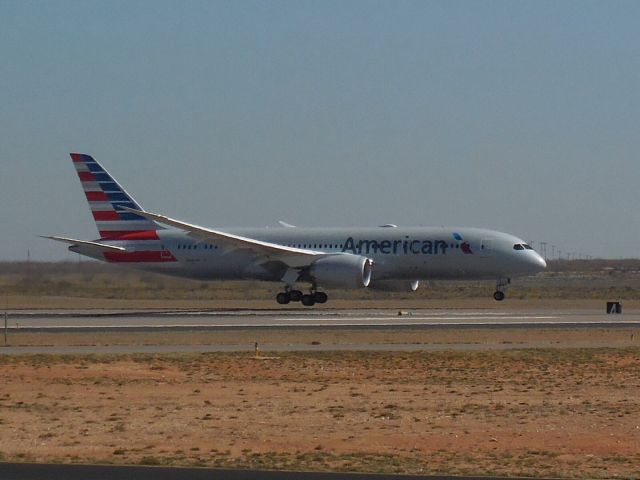 Boeing 787-8 — - American Airlines training in Midland,TX on the new American Airlines Dreamliners