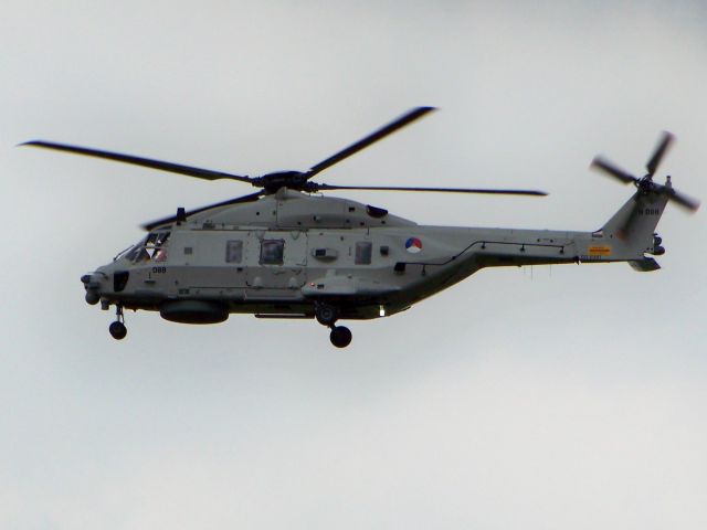 NHI NH-90 —